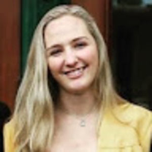 Meet your Posher, Carissa